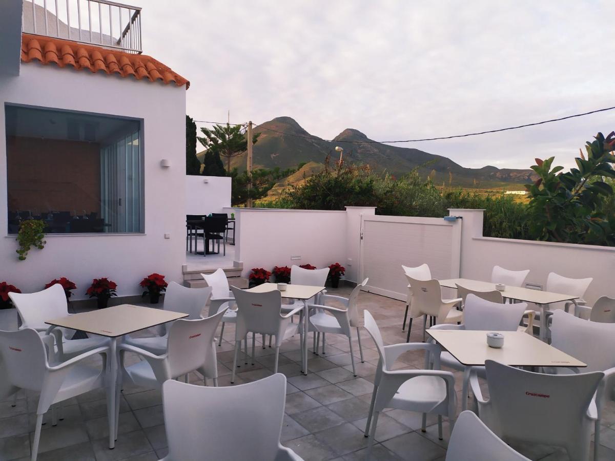 Hostal Casa Emilio Almeria Exterior photo