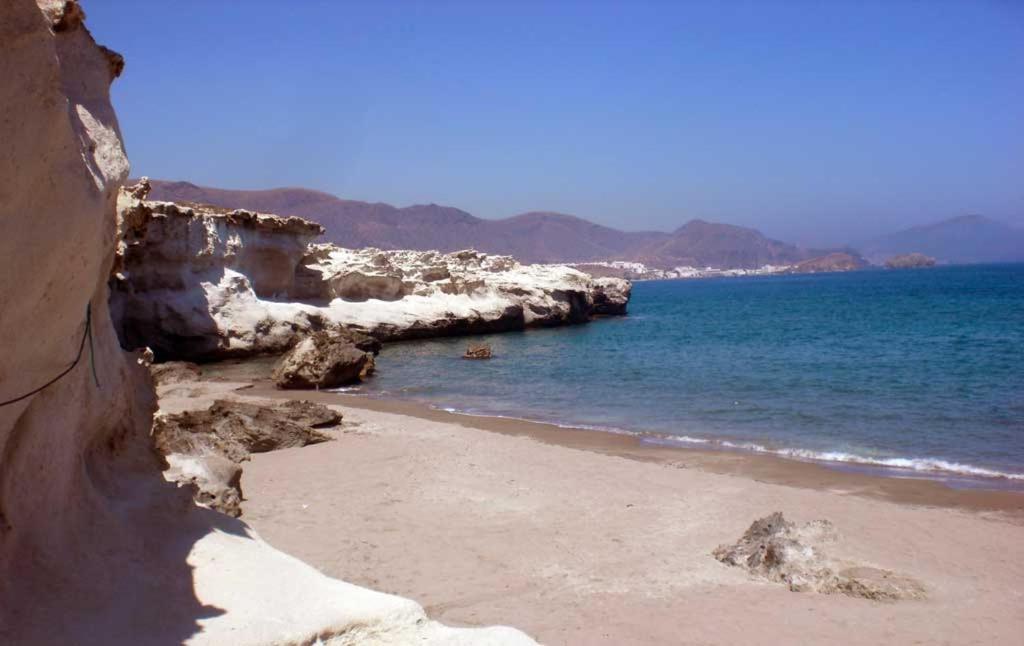 Hostal Casa Emilio Almeria Exterior photo