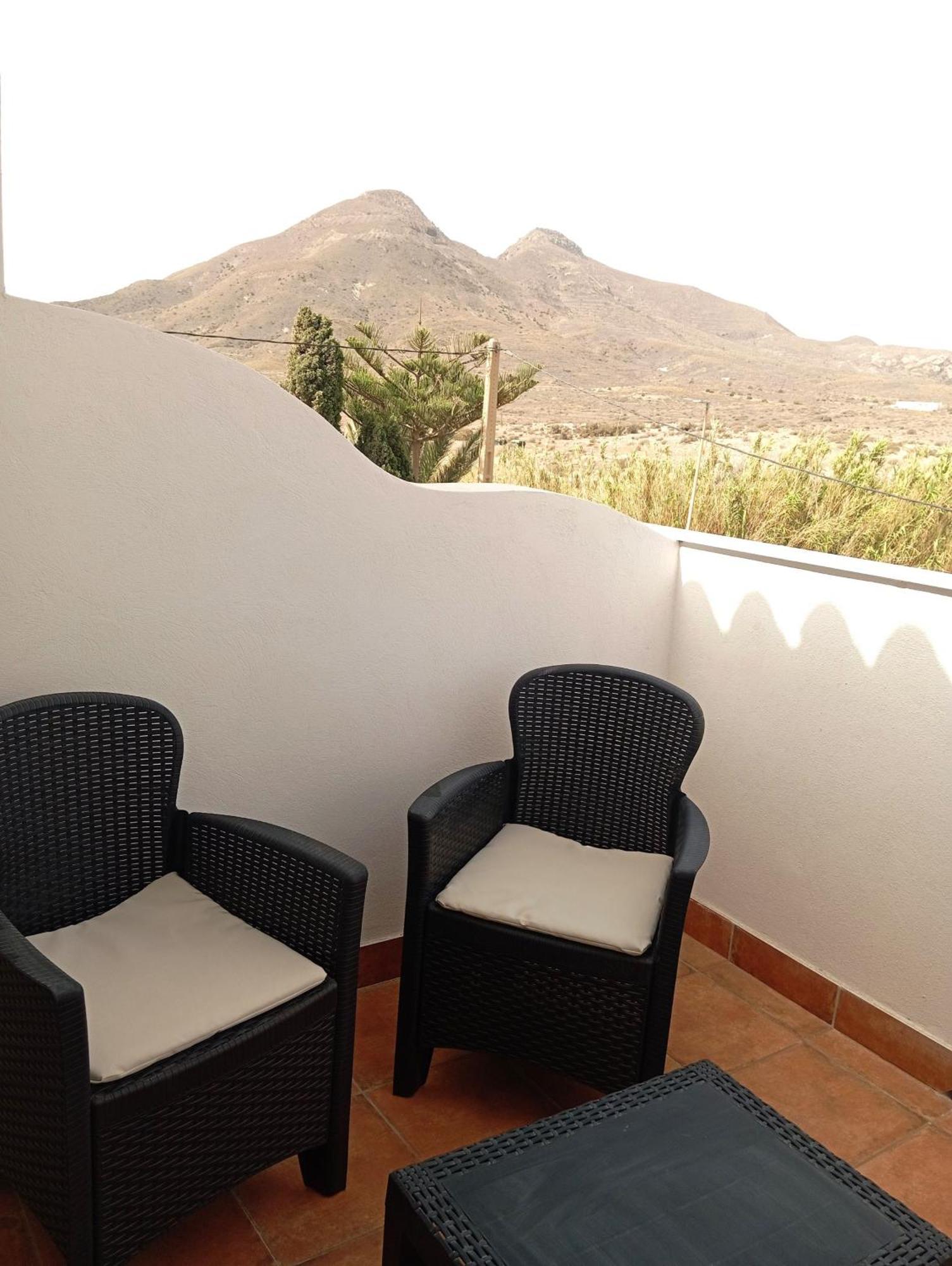 Hostal Casa Emilio Almeria Exterior photo