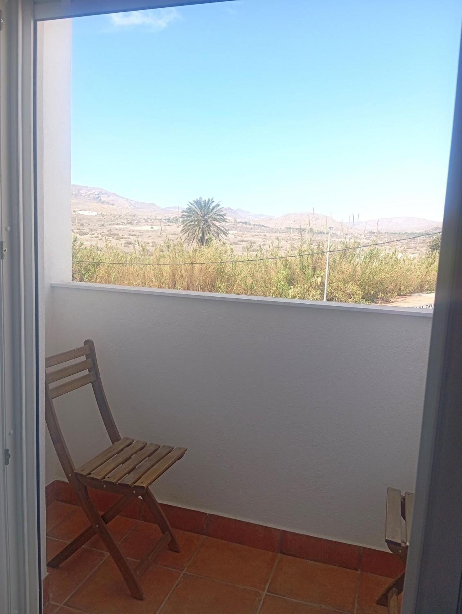 Hostal Casa Emilio Almeria Exterior photo